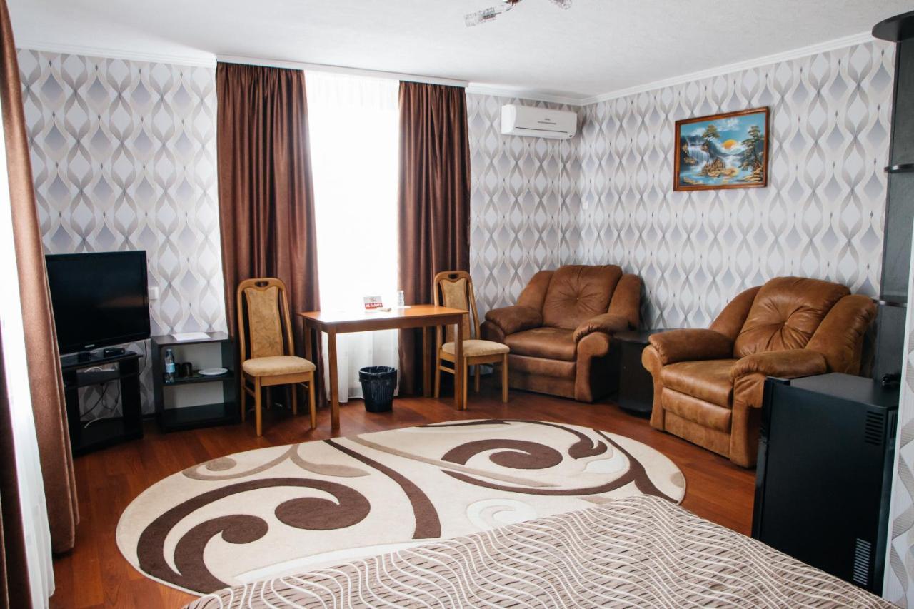 Гостинний Двір "Марія" Hotel Kropîvnîțkîi Exterior foto